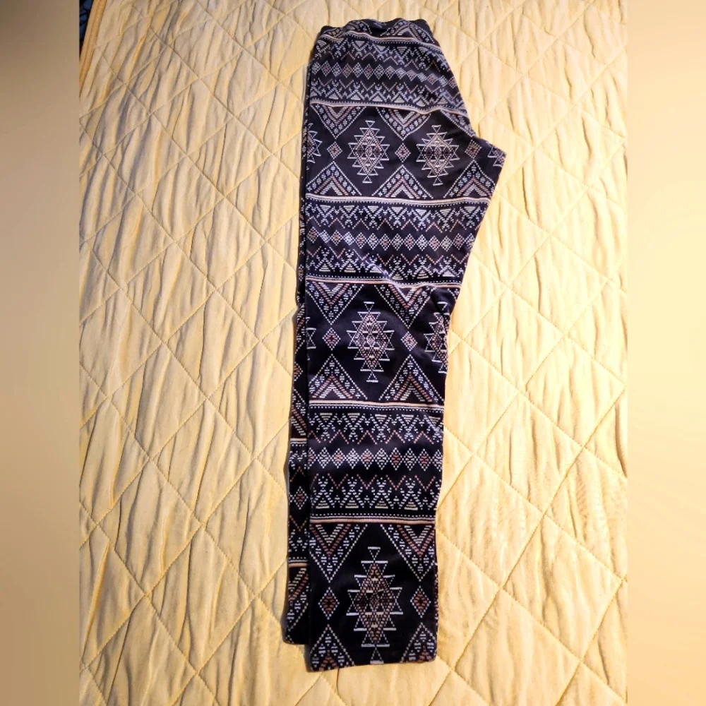 Velvet southwest style leggings - Picture 1 of 4